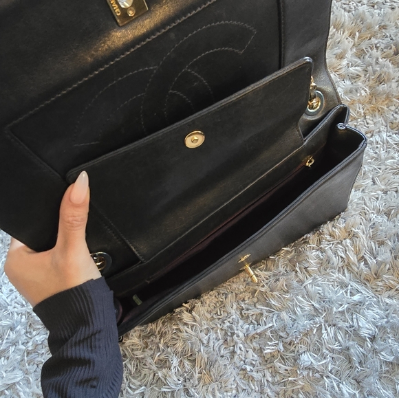 GAURENTEED AUTHENTIC CHANEL SHEEPSKIN QUILTED VINTAGE MADEMOISELLE FLAP BAG - Picture 8 of 14